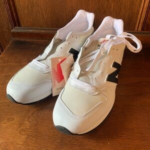 New Balance 996 Men’s sneakers, size 11,  brand new in box